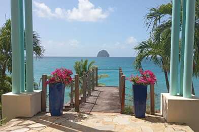 Appartement 3 pièces 303525 €