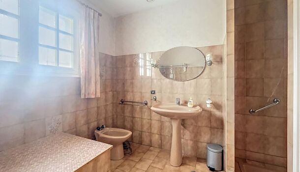 Villa / Maison 4 pièces  à vendre Rochelle (La) 17000