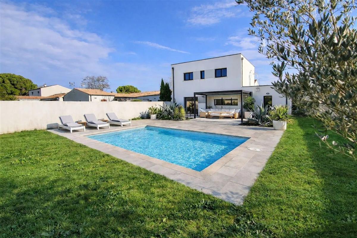 Villa / Maison  T5 à vendre Bourgneuf 17220