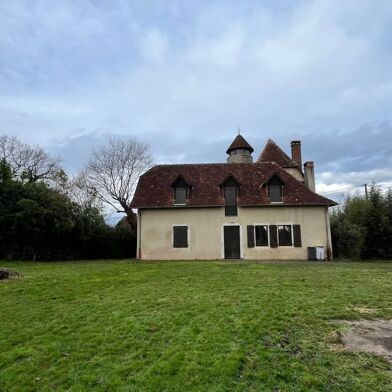 Maison 6 pièces 1200 €