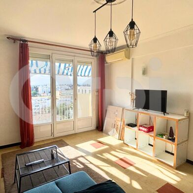 Appartement 5 pièces 1292 €