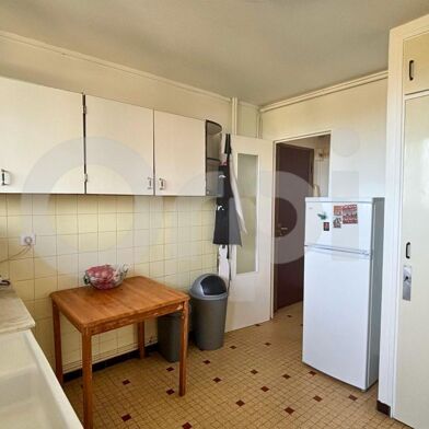 Appartement 5 pièces 1292 €