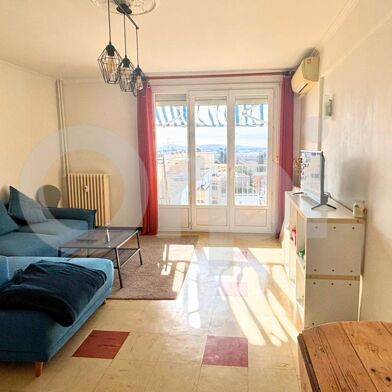 Appartement 5 pièces 1292 €