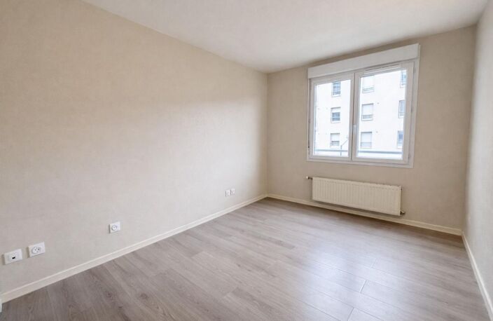 T3 avec balcon et garage — photo 4