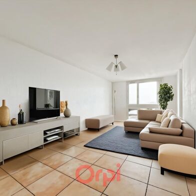 Appartement 4 pièces 185000 €