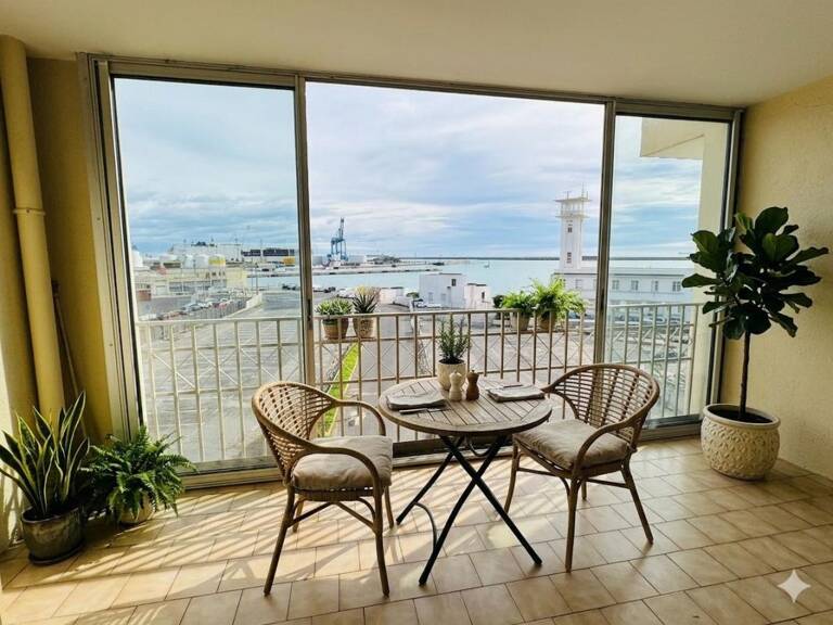 T3 quai d'Alger avec ascenseur et parking — photo 1