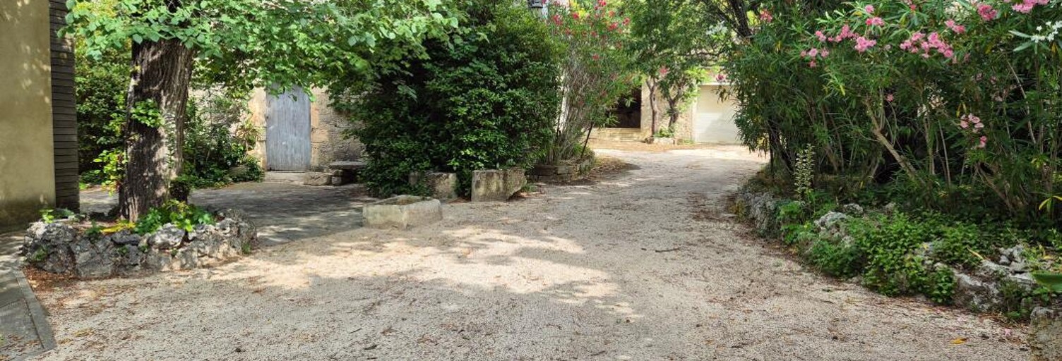 Maison 8 Pièces 246 m² à vendre à Saint-Bauzille-de-Montmel (34160)