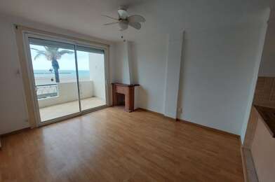 Appartement 3 pièces 885 €