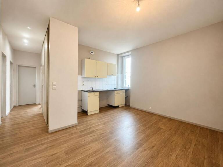 Appartement À Vendre — photo 1
