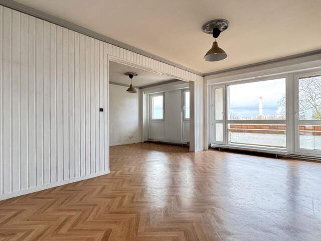 Appartement À Vendre — photo du bien