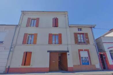 Immeuble  211312 €