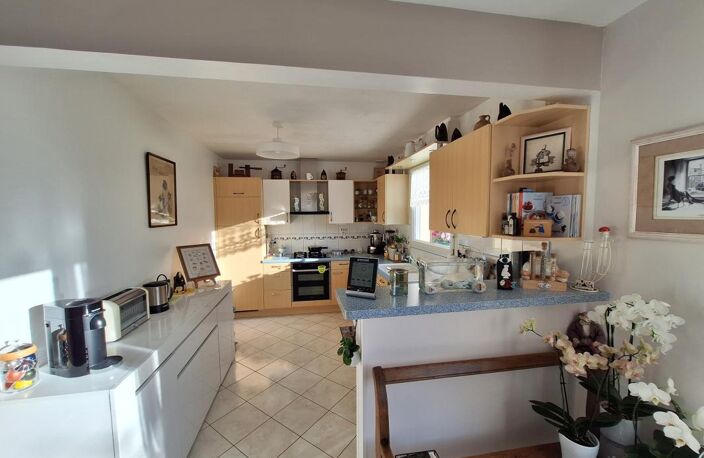 Contemporaine à Plouigneau Bretagne Finistere — photo 4