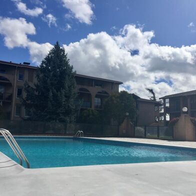 Appartement 4 pièces 1210 €