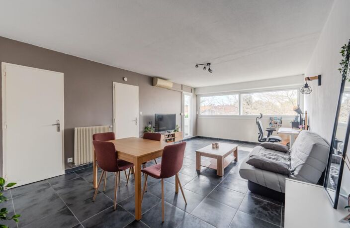 Appartement T2 proche CHU dernier étage — photo 2