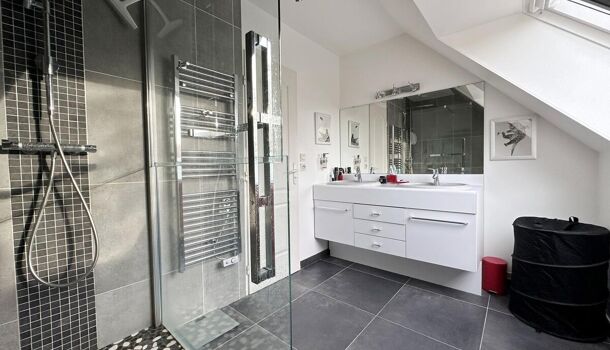 Villa / Maison 9 pièces  à vendre Vauréal 95490