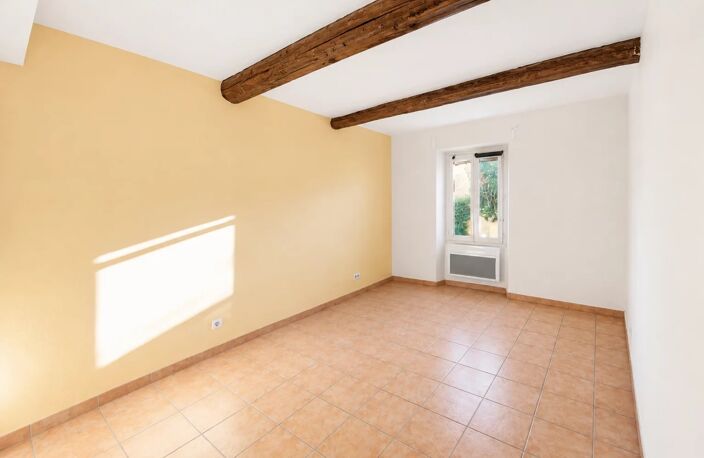GONFARON – Maison de village lumineuse avec combles aménageables et climatisation — photo 5