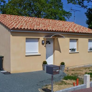 Maison 3 pièces 712 €