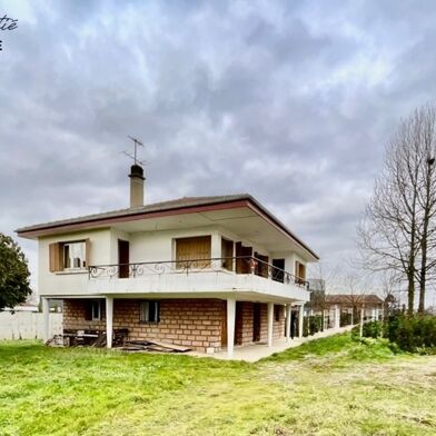 Maison 7 pièces 274000 €