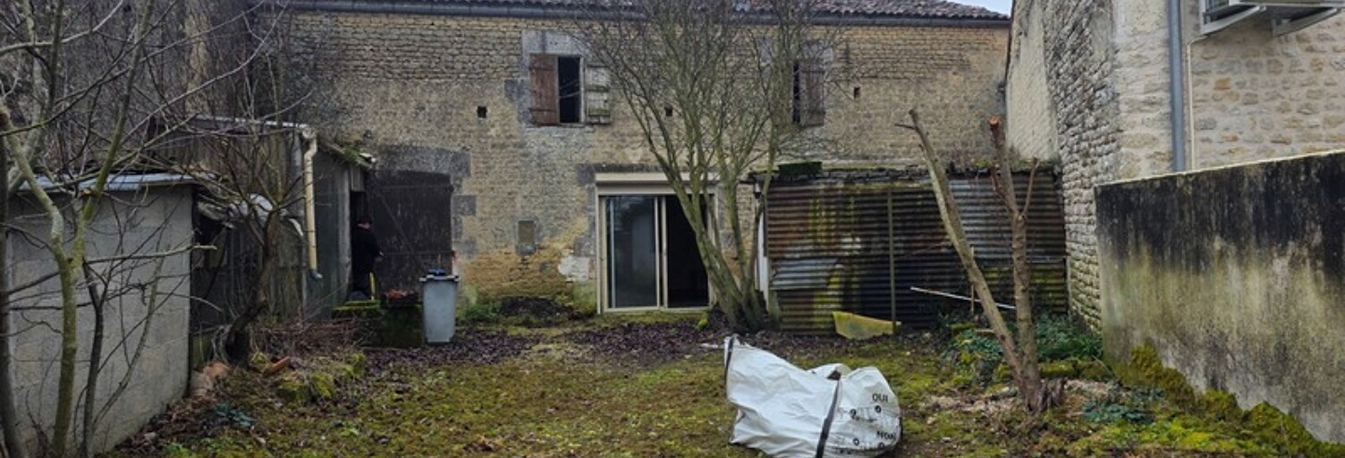 Maison 6 Pièces 154 m² à vendre à Bernay-Saint-Martin (17330)