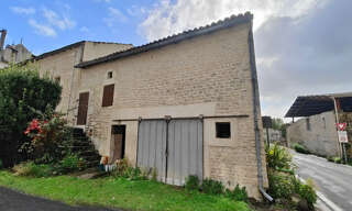 Immeuble  87 m² à vendre à Vouharte (16330)