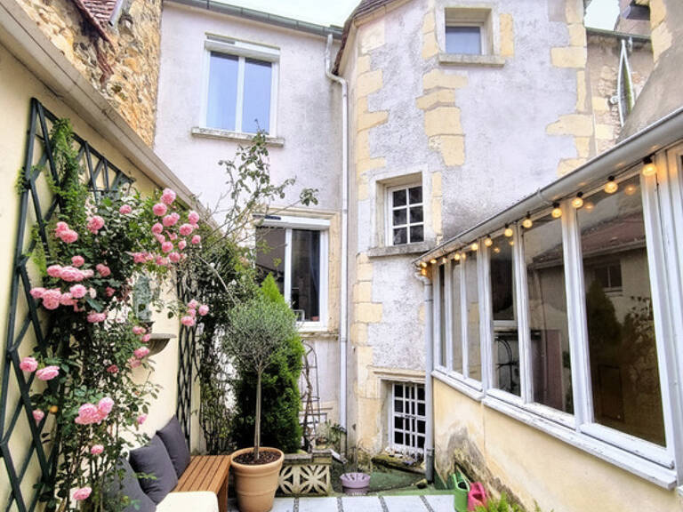 Maison familiale de caractère au cœur de Nevers – Terrasses, volumes et histoire ( 58 ) SOUS OFFRE — photo 1