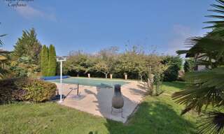 Maison 7 Pièces 208 m² à vendre à Saint-Cyr-sur-Menthon (01380)