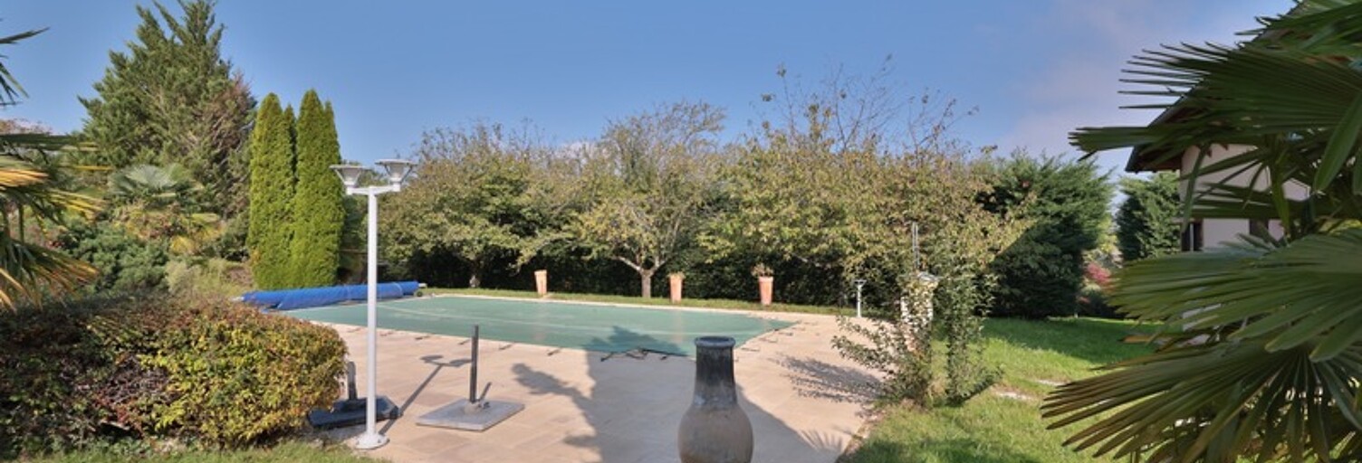 Maison 7 Pièces 208 m² à vendre à Saint-Cyr-sur-Menthon (01380)