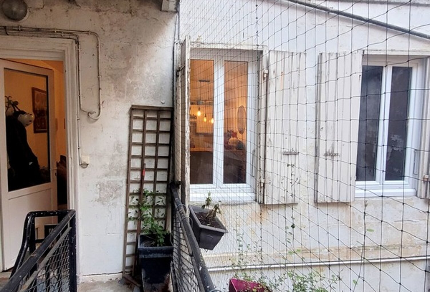 Appartement à vendre 2 pièces LA ROCHELLE (17) Centre historique de La Rochelle — photo 1
