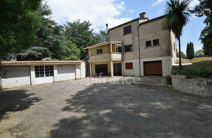 Maison 4 chambres - 1 bureau - dépendances - terrain clos 22 694m2 à MEILHAN SUR GARONNE (47) — photo 4