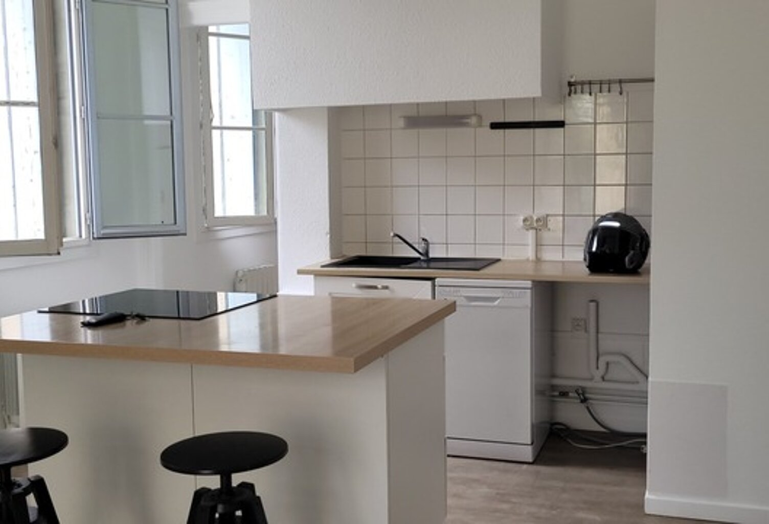A vendre pour investisseur – T2 de charme 47 m² avec cave et parking privatif - Montpellier 34 — photo 1