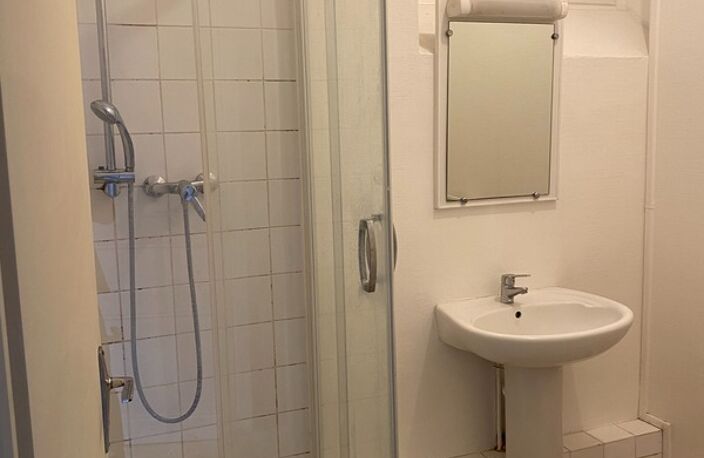 A vendre pour investisseur – T2 de charme 47 m² avec cave et parking privatif - Montpellier 34 — photo 5