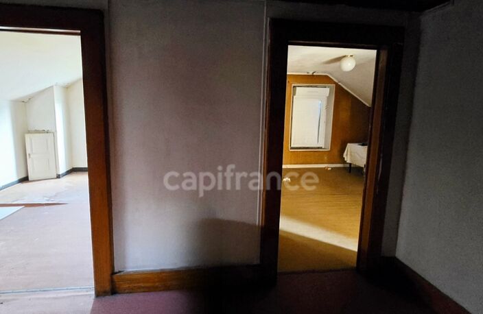 Appartement à rénover 5 pièces TANINGES (74) — photo 2