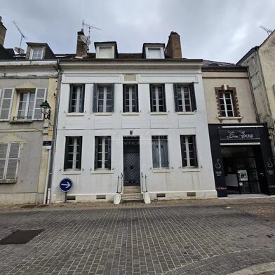 Maison 8 pièces 212000 €