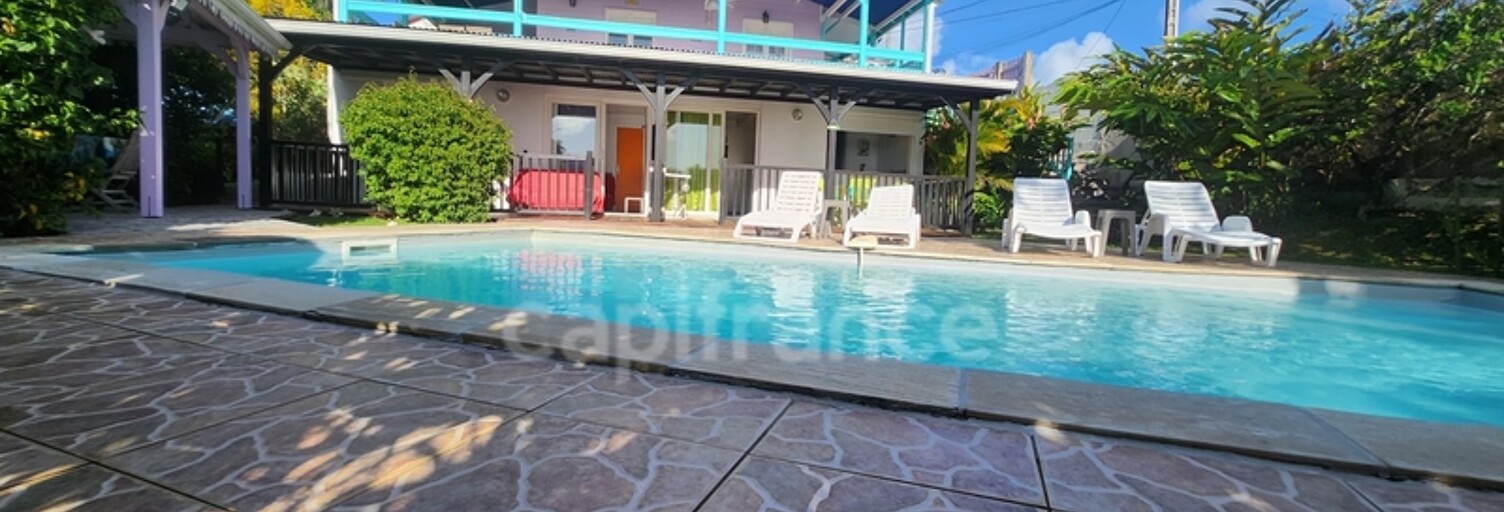 Maison 13 Pièces 220 m² à vendre à Sainte-Luce (97228)