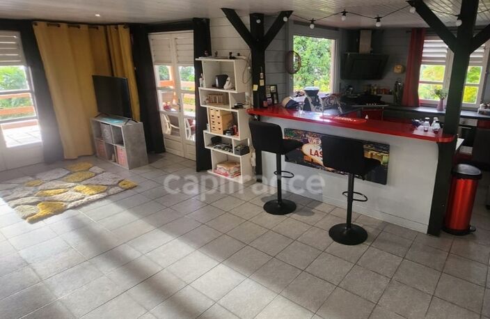 SUR LES HAUTEURS DE STE LUCE-UNE RESIDENCE DE 5 APPARTEMENTS- PISCINE- VUE MER DES CARAIBES — photo 3