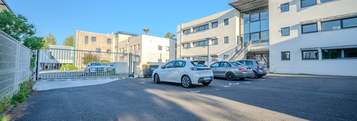 Bureau 4 Pièces 97 m² à louer à La Rochelle (17000)