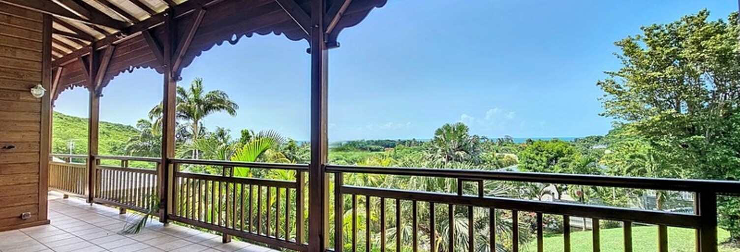 Maison 6 Pièces 160 m² à vendre à Deshaies (97126)