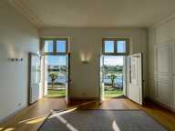 RARE SAUMUR CENTRE-VILLE, Appartement de 100m² face Loire dans un immeuble remarquable — photo 3