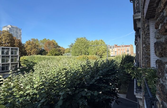 Appartement à vendre 3 pièces CHOISY LE ROI (94), centre ville, face parc de la Mairie — photo 3