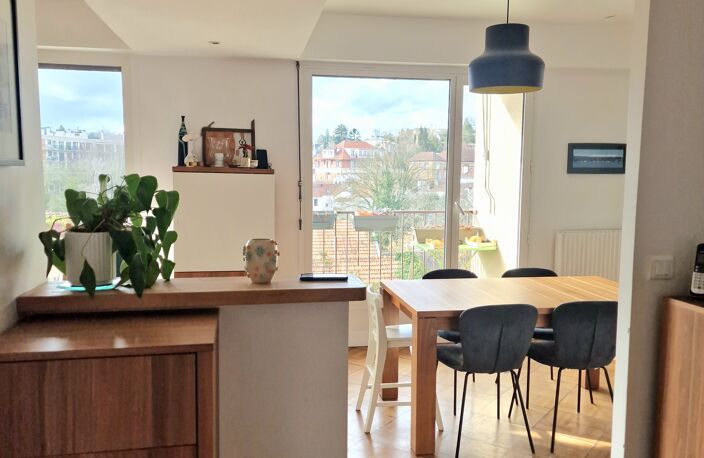 APPARTEMENT FAMILIAL CENTRE VAUCRESSON — photo 4