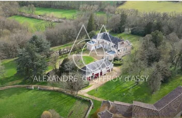 Château XIX° à vendre dans la Vienne à 2h de Paris — photo 2