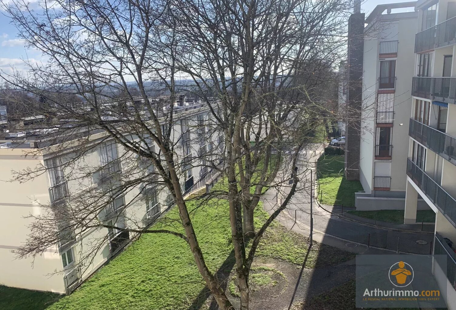 A vendre- Studio- 35 m2- Beauvais — photo 1