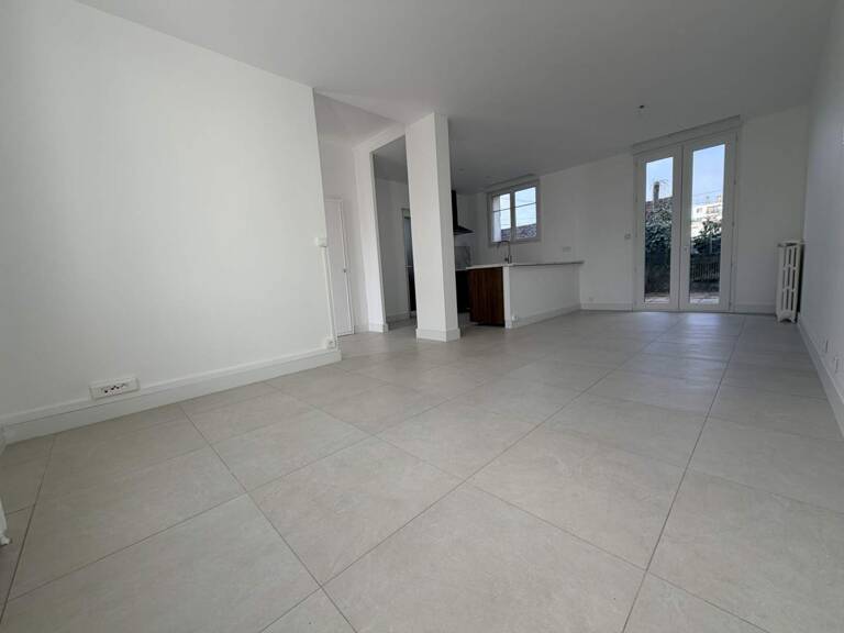 Maison   — photo 1