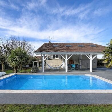 Maison 4 pièces 590000 €