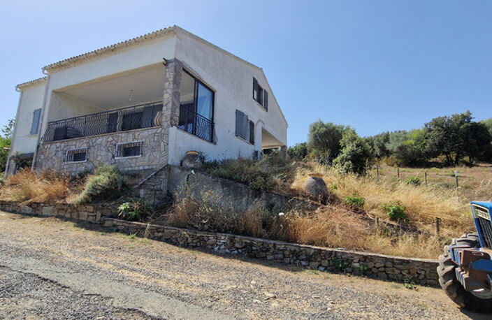 Dpt Corse (20), à vendre CASTA maison de 167m² sur 5600m² avec piscine 6X12 — photo 3
