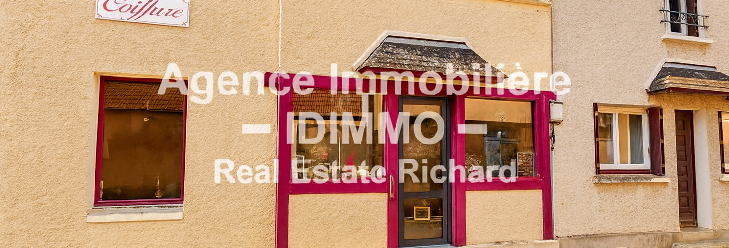 Immeuble  117 m² à vendre à Corbeilles (45490)