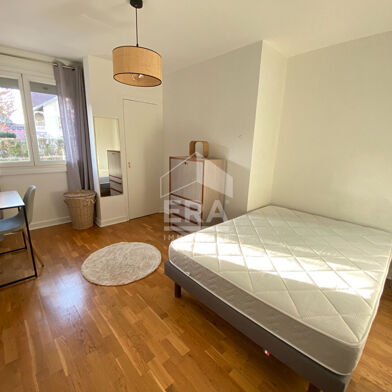 Appartement 1 pièces 594 €
