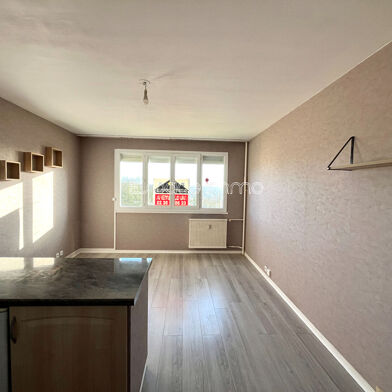 Appartement 2 pièces 555 €