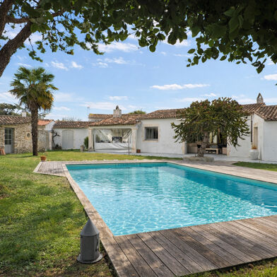 Maison 12 pièces 2176900 €