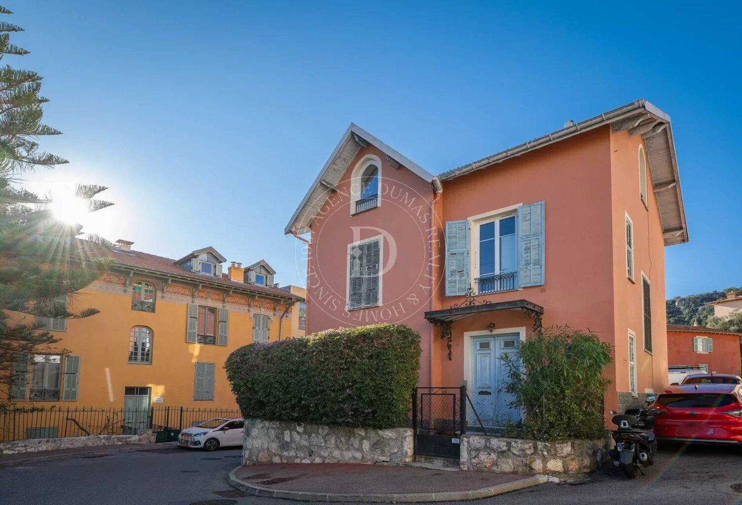 Exclusivité - studio en dernier etage — photo 1